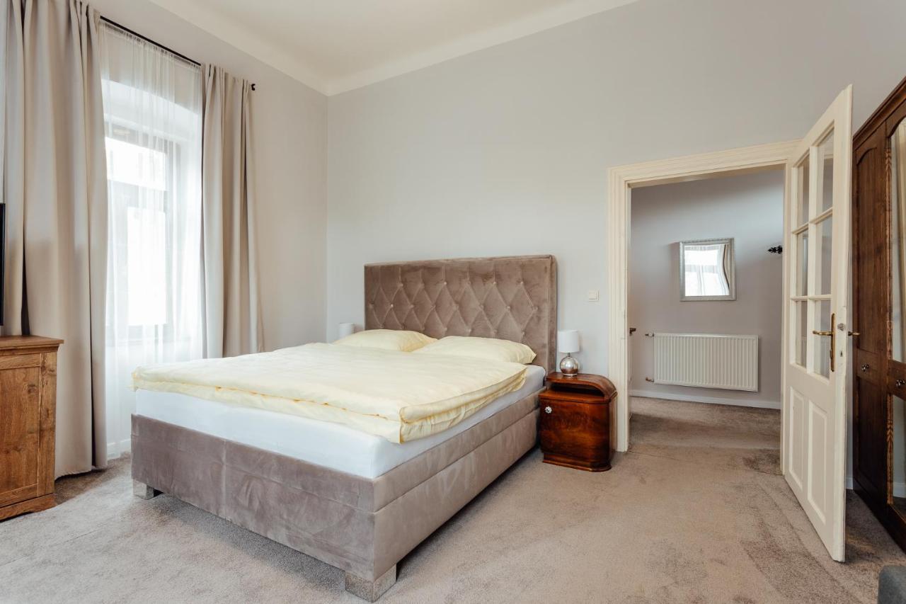 Botanicky Dvor Aparthotel Banská Štiavnica Buitenkant foto