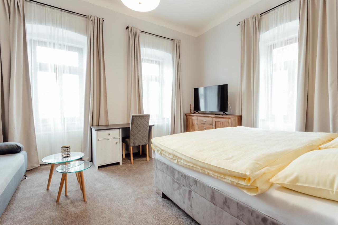 Botanicky Dvor Aparthotel Banská Štiavnica Buitenkant foto