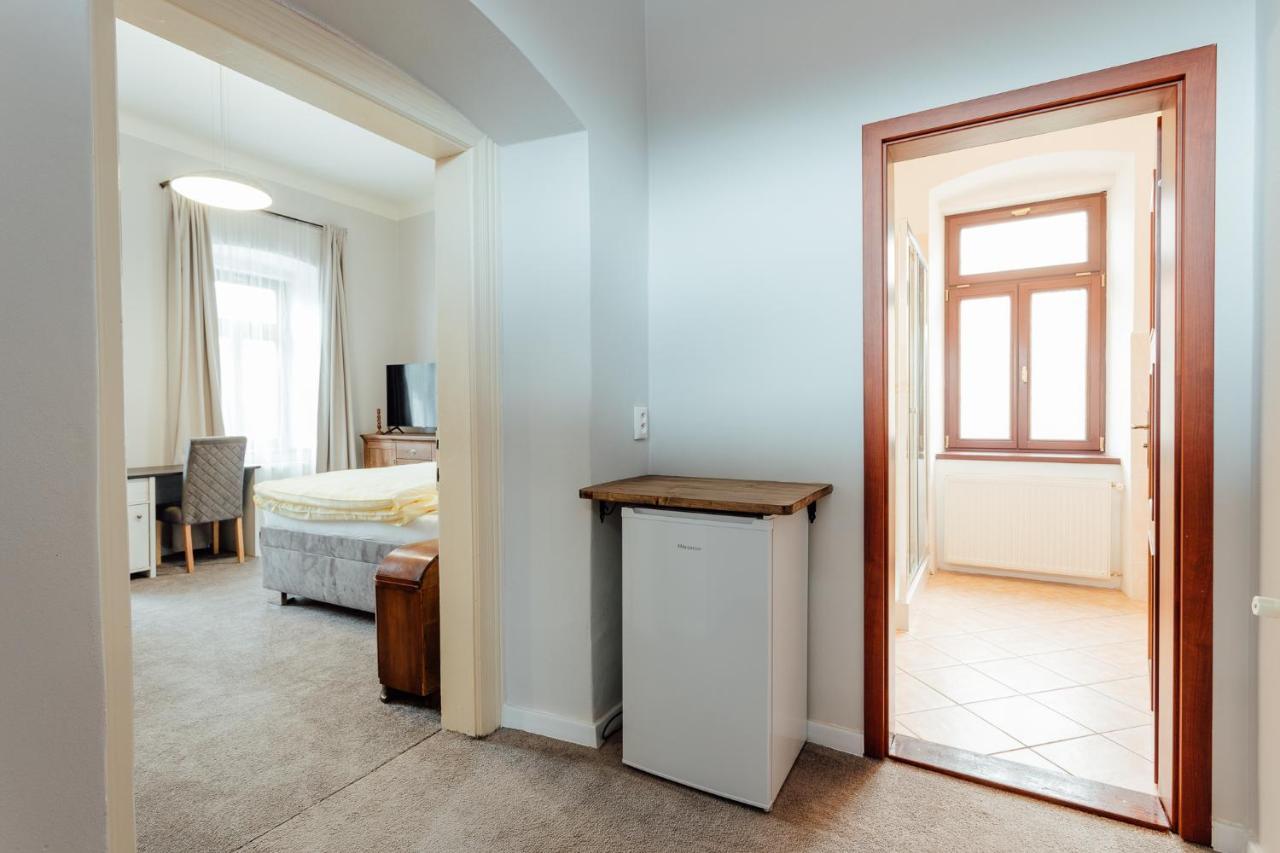 Botanicky Dvor Aparthotel Banská Štiavnica Buitenkant foto