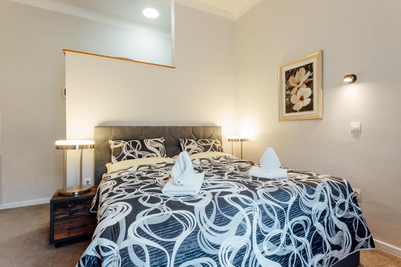Botanicky Dvor Aparthotel Banská Štiavnica Buitenkant foto