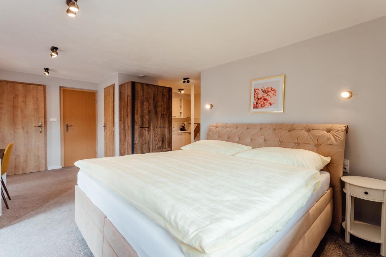Botanicky Dvor Aparthotel Banská Štiavnica Buitenkant foto