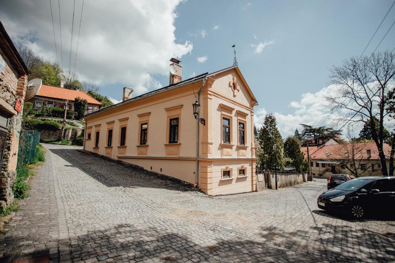 Botanicky Dvor Aparthotel Banská Štiavnica Buitenkant foto