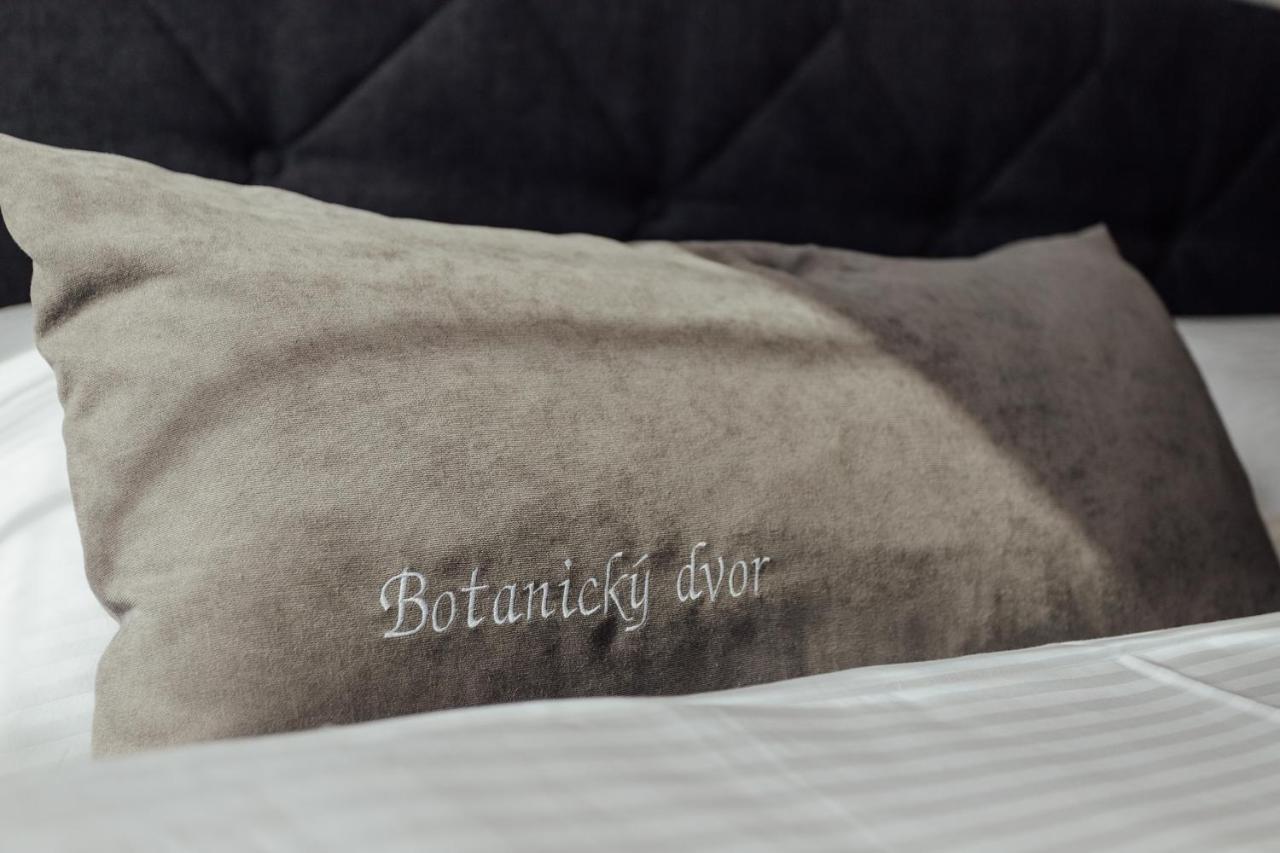 Botanicky Dvor Aparthotel Banská Štiavnica Buitenkant foto