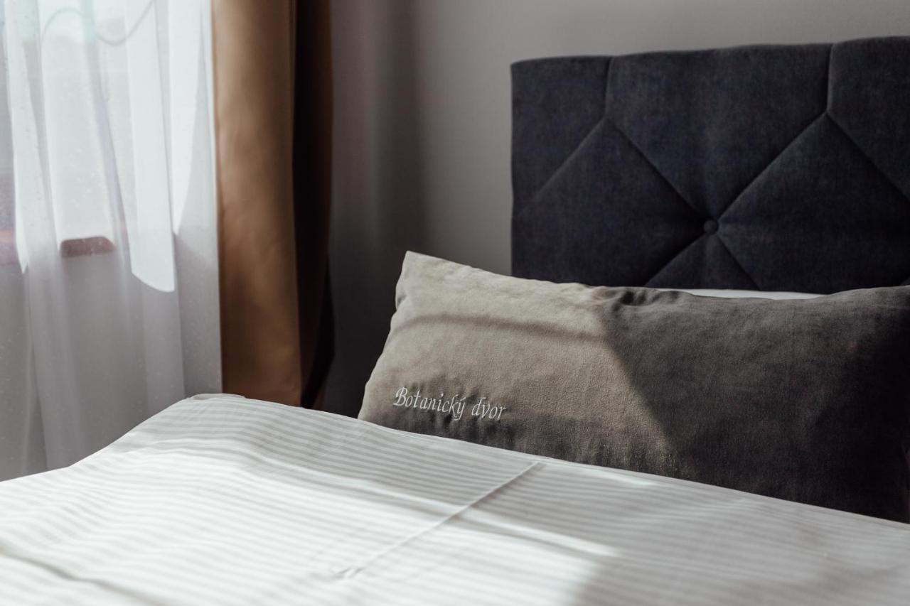 Botanicky Dvor Aparthotel Banská Štiavnica Buitenkant foto