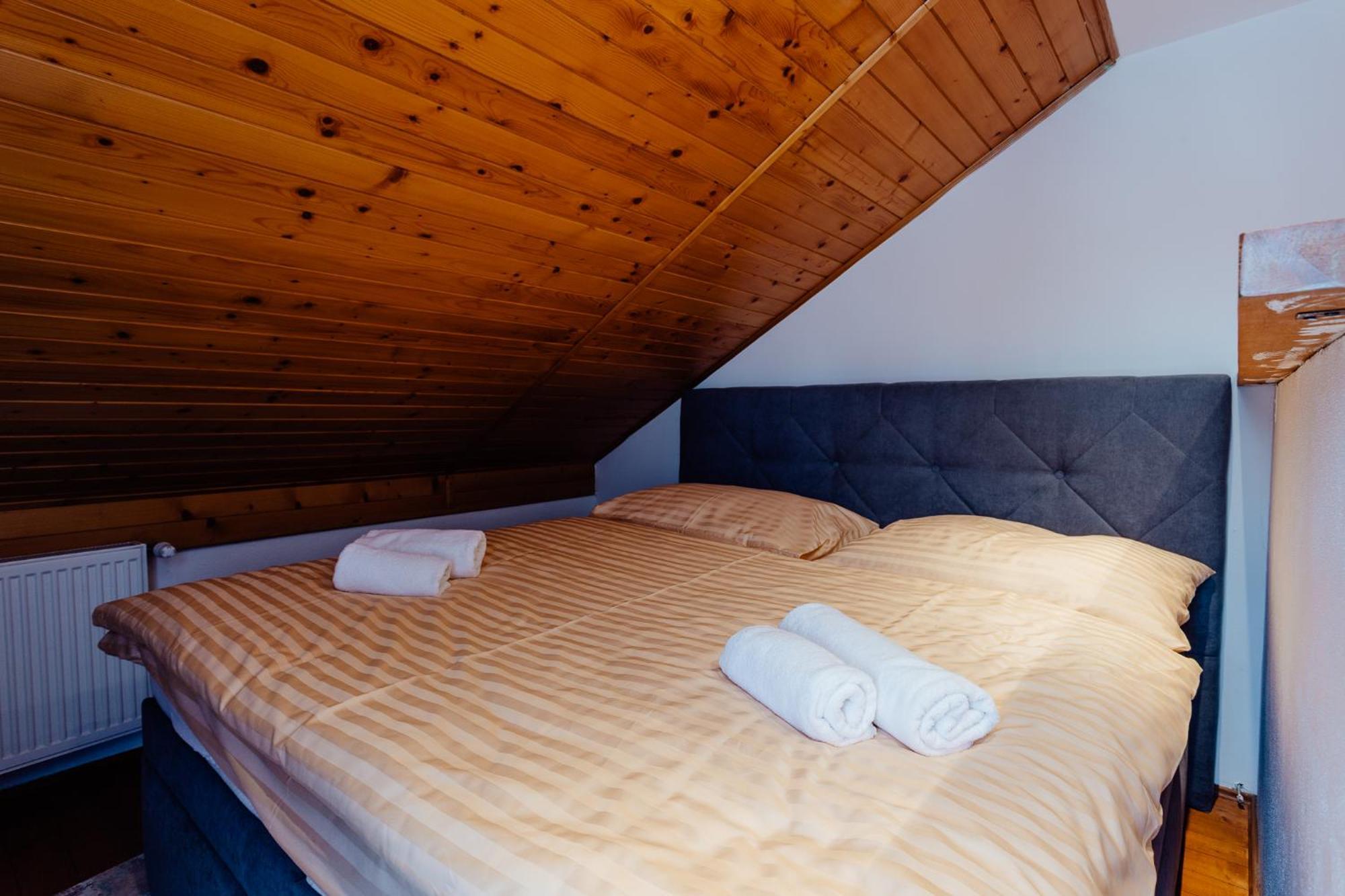 Botanicky Dvor Aparthotel Banská Štiavnica Buitenkant foto