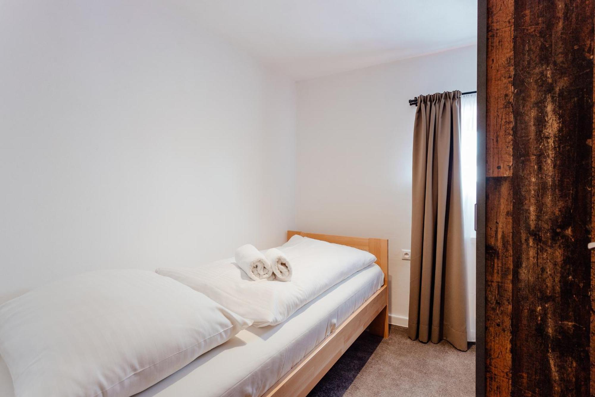 Botanicky Dvor Aparthotel Banská Štiavnica Buitenkant foto