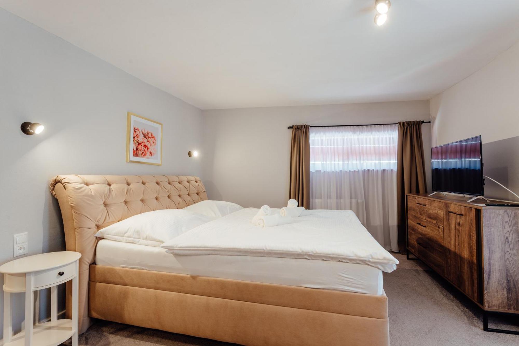Botanicky Dvor Aparthotel Banská Štiavnica Buitenkant foto